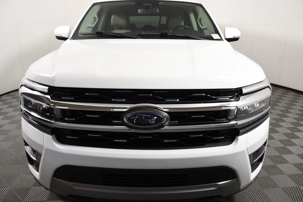 Used 2023 Ford Expedition Max Limited AWD/4WD image 10
