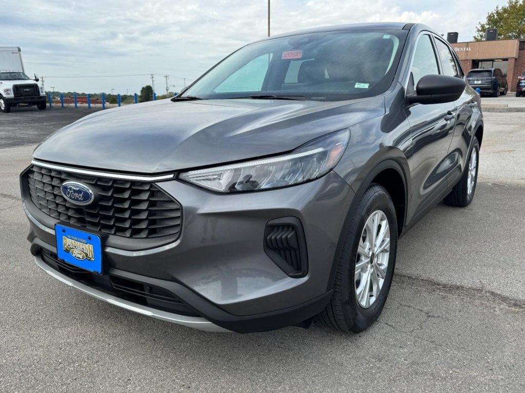 Certified 2023 Ford Escape Active AWD/4WD image 8
