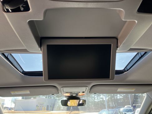 Certified 2024 Honda Odyssey Touring image 35