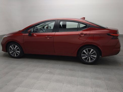 Used 2025 Nissan Versa SV FWD image 3