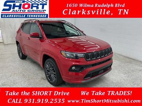 Used 2023 Jeep Compass Limited AWD/4WD image 1