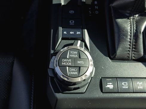 Certified 2024 Toyota Tacoma TRD Off-Road w/ TRD Off Road Premium Package AWD/4WD image 20