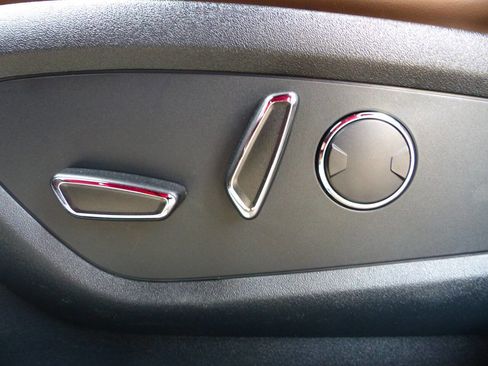 Used 2017 Lincoln MKC Reserve AWD/4WD image 25