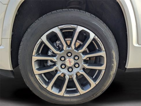 Used 2022 GMC Acadia Denali image 10