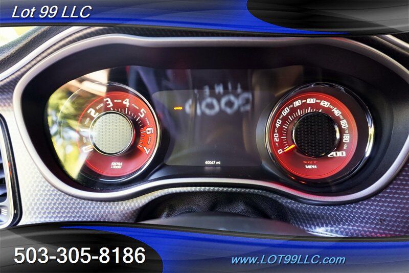 Used 2015 Dodge Challenger SRT Hellcat RWD image 22