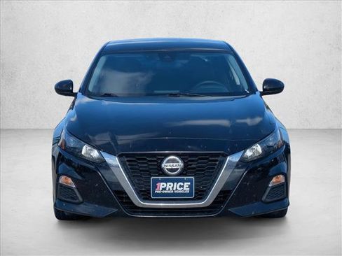 Used 2022 Nissan Altima 2.5 S FWD image 2