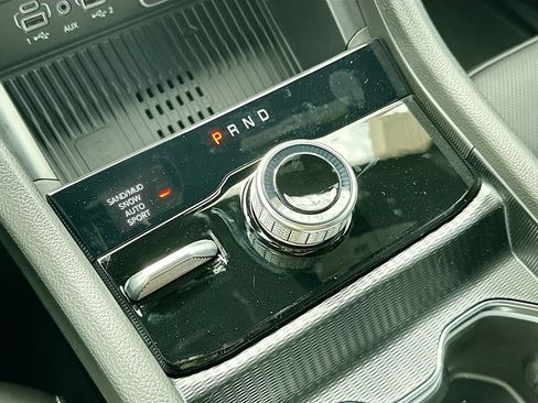 New 2026 Jeep Grand Cherokee Limited w/ Luxury Tech Group II AWD/4WD image 21