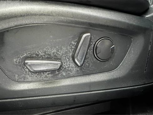 Used 2021 Ford Explorer XLT w/ Equipment Group 202A image 19