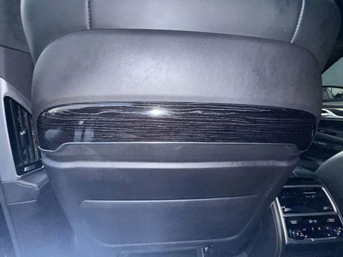 Used 2017 BMW 750i image 46