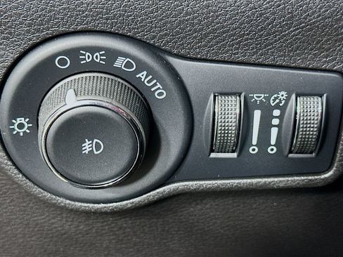 Used 2024 Jeep Compass Limited AWD/4WD image 17