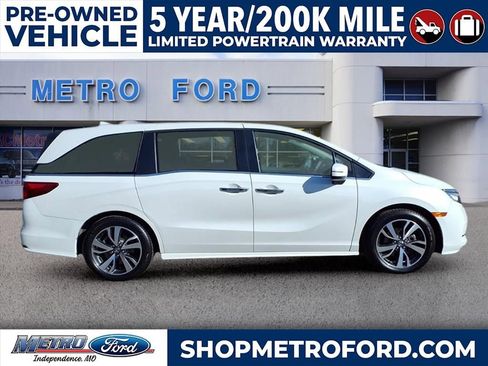 Used 2023 Honda Odyssey Touring image 2