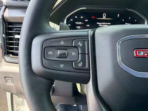 Used 2025 GMC Sierra 1500 AT4 AWD/4WD image 29