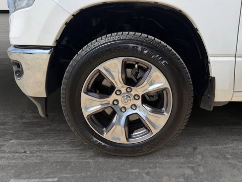 Used 2024 RAM 1500 Laramie AWD/4WD image 9