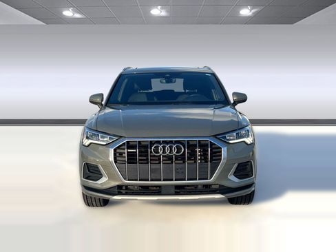 Used 2023 Audi Q3 2.0T Premium w/ Convenience Package image 6