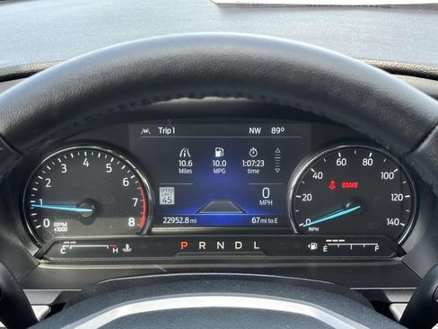 Used 2022 Ford Explorer XLT w/ Equipment Group 202A AWD/4WD image 24