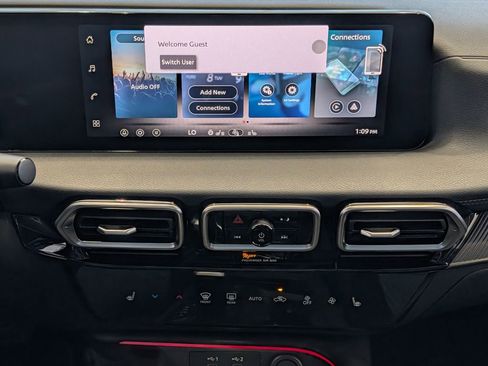 New 2026 Nissan Sentra SV w/ SV Convenience Package FWD image 10