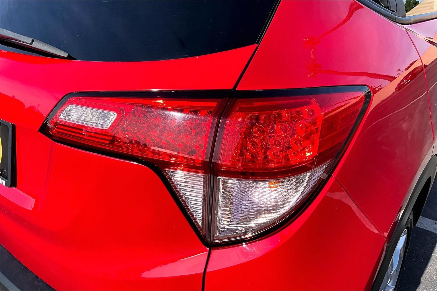 Used 2016 Honda HR-V LX image 29
