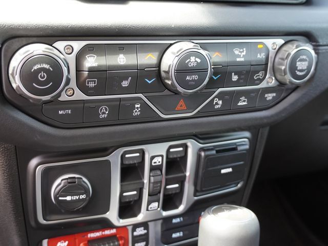 Used 2026 Jeep Wrangler Unlimited Rubicon AWD/4WD image 21