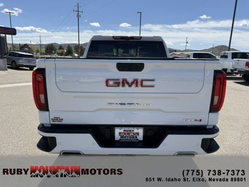 Used 2023 GMC Sierra 1500 AT4 w/ Technology Package AWD/4WD image 6