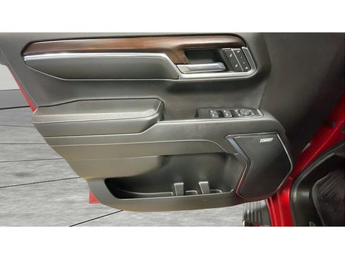 Used 2023 GMC Sierra 1500 SLT w/ SLT Premium Plus Package image 9