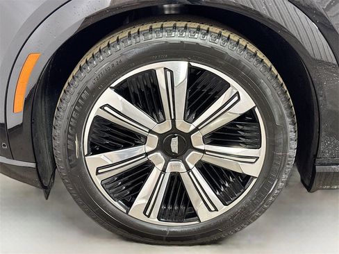 New 2025 Cadillac Escalade IQ Luxury 2 image 19