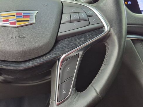 Certified 2023 Cadillac XT5 Premium Luxury AWD/4WD image 12