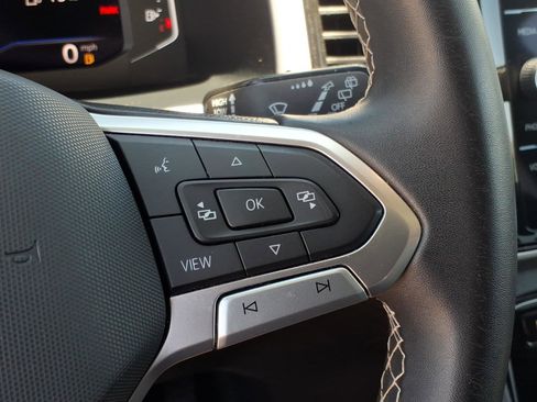 Certified 2023 Volkswagen Atlas SE w/ Panoramic Sunroof Package AWD/4WD image 35