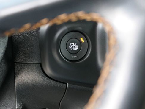 Used 2021 Jeep Wrangler Unlimited Sahara image 16