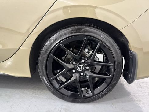 Used 2025 Honda Civic Sport image 5