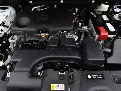 Used 2025 Toyota RAV4 XLE image 25