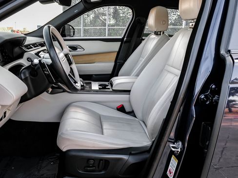 Used 2021 Land Rover Range Rover Velar R-Dynamic S image 4