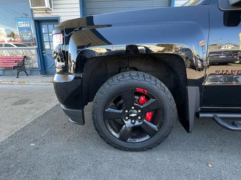 Used 2018 Chevrolet Silverado 1500 LTZ Z71 w/ Redline Edition image 2