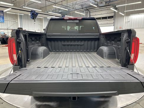 Used 2023 GMC Sierra 1500 Denali AWD/4WD image 31
