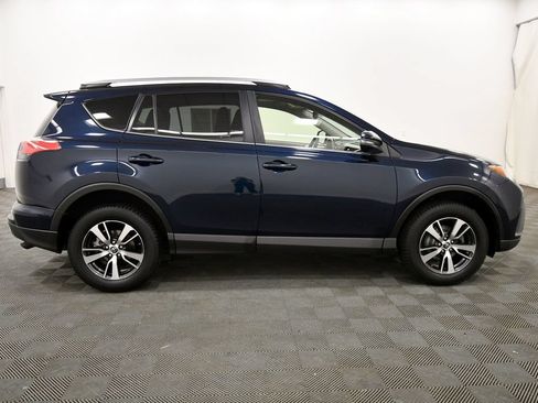 Used 2018 Toyota RAV4 XLE w/ Plus Extra Value Package AWD/4WD image 9