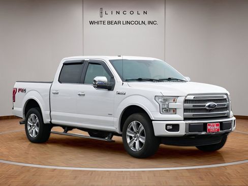 Used 2016 Ford F150 Platinum w/ Equipment Group 701A Luxury AWD/4WD image 3