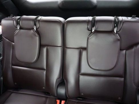 Used 2025 Ford Explorer Platinum w/ LUX Leather Package AWD/4WD image 19
