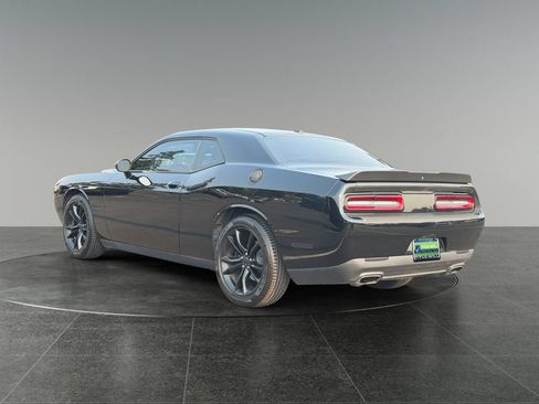 Used 2016 Dodge Challenger SXT w/ Blacktop Package RWD image 7
