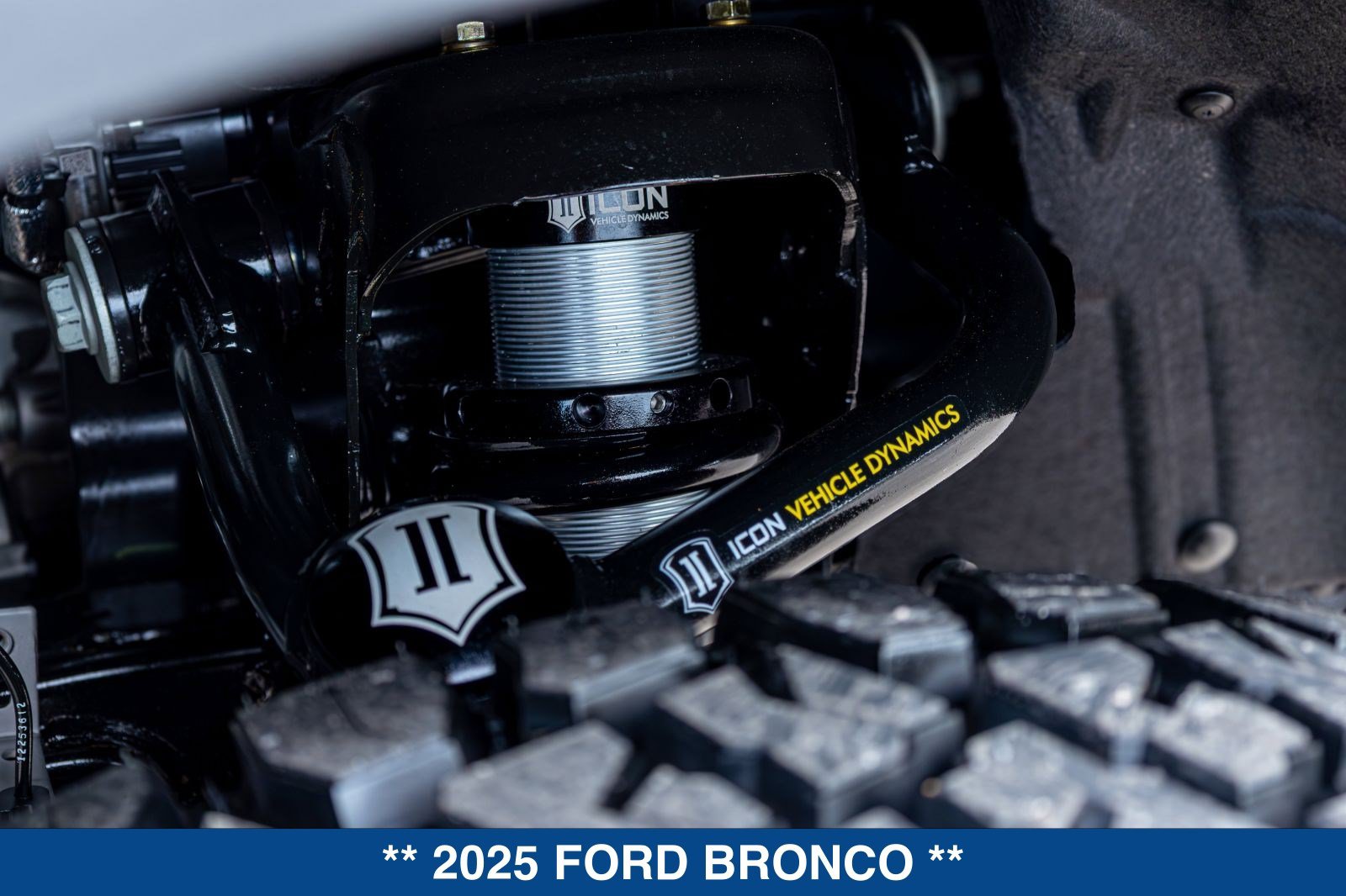 Used 2025 Ford Bronco Badlands AWD/4WD image 31