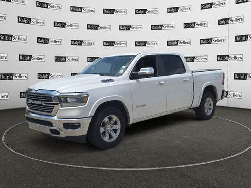 Used 2021 RAM 1500 Laramie AWD/4WD image 2