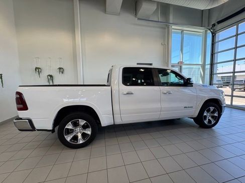 Used 2022 RAM 1500 Laramie AWD/4WD image 32