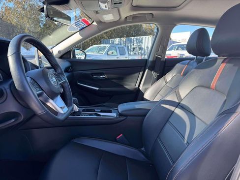 Certified 2023 Nissan Sentra SR w/ SR Premium Package image 14