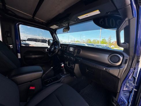 Used 2018 Jeep Wrangler Sport AWD/4WD image 27