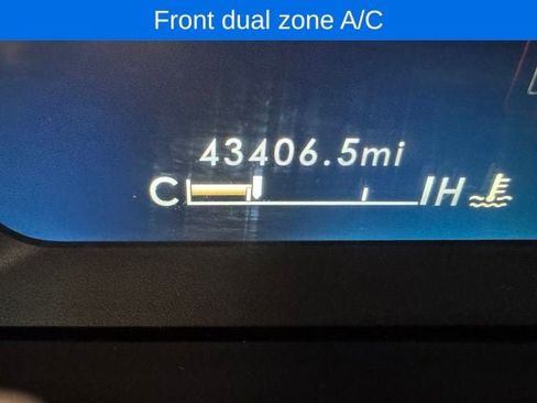 Certified 2022 Lincoln Corsair Grand Touring AWD/4WD image 16