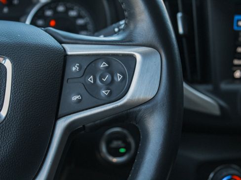 Used 2020 GMC Terrain SLE w/ Driver Convenience Package FWD image 15