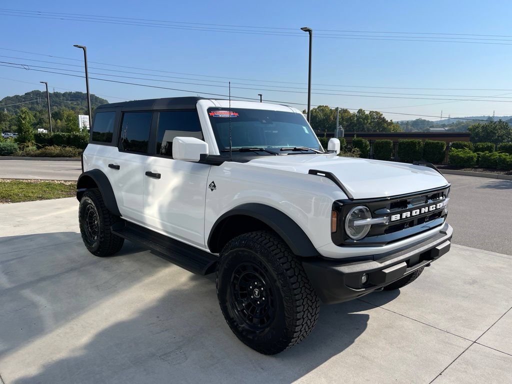 Used 2026 Ford Bronco Outer Banks w/ Sasquatch Package AWD/4WD image 31