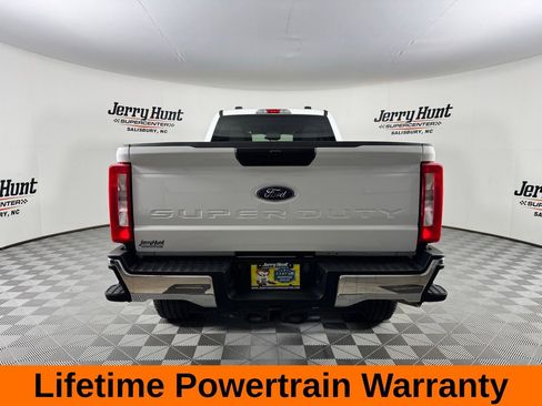 Used 2024 Ford F350 XLT w/ FX4 Off-Road Package AWD/4WD image 8