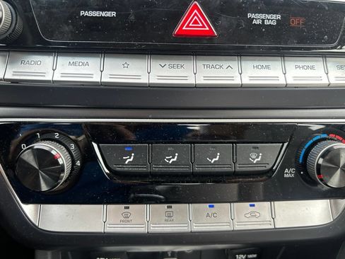 Used 2018 Hyundai Sonata SE FWD image 12