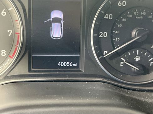 Used 2023 Hyundai Kona SE w/ Cargo Package image 12