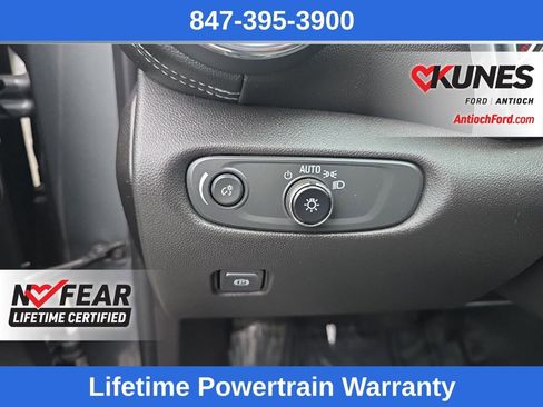 Used 2023 Chevrolet Blazer LT image 36