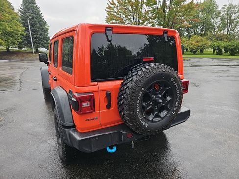 Used 2023 Jeep Wrangler Unlimited w/ Sun & Screen Package AWD/4WD image 3